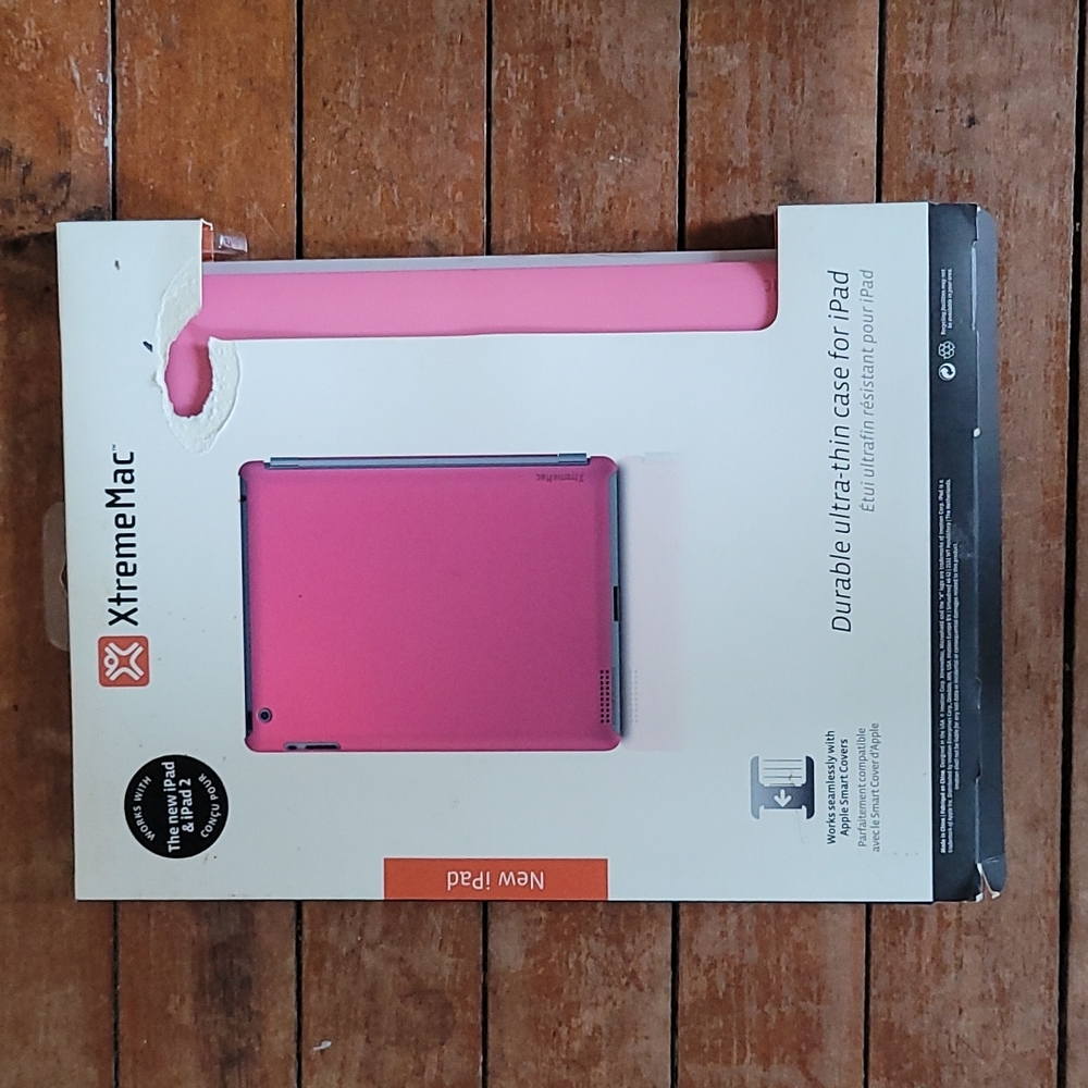 BNWT thin iPad case